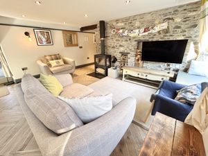 Photo 5- click for photo gallery